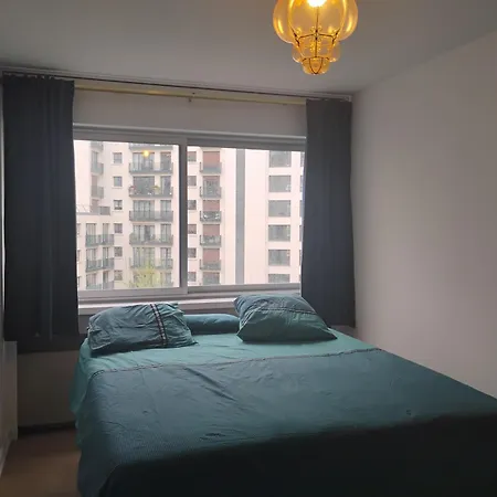 Eiffel Tower Garden Sweet - Fully Renovated, 2 Bedrooms, 2 Bathrooms, Comfortable King Size Sofa